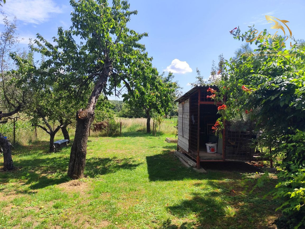 Priestranný a udržiavaný rodinný dom na predaj