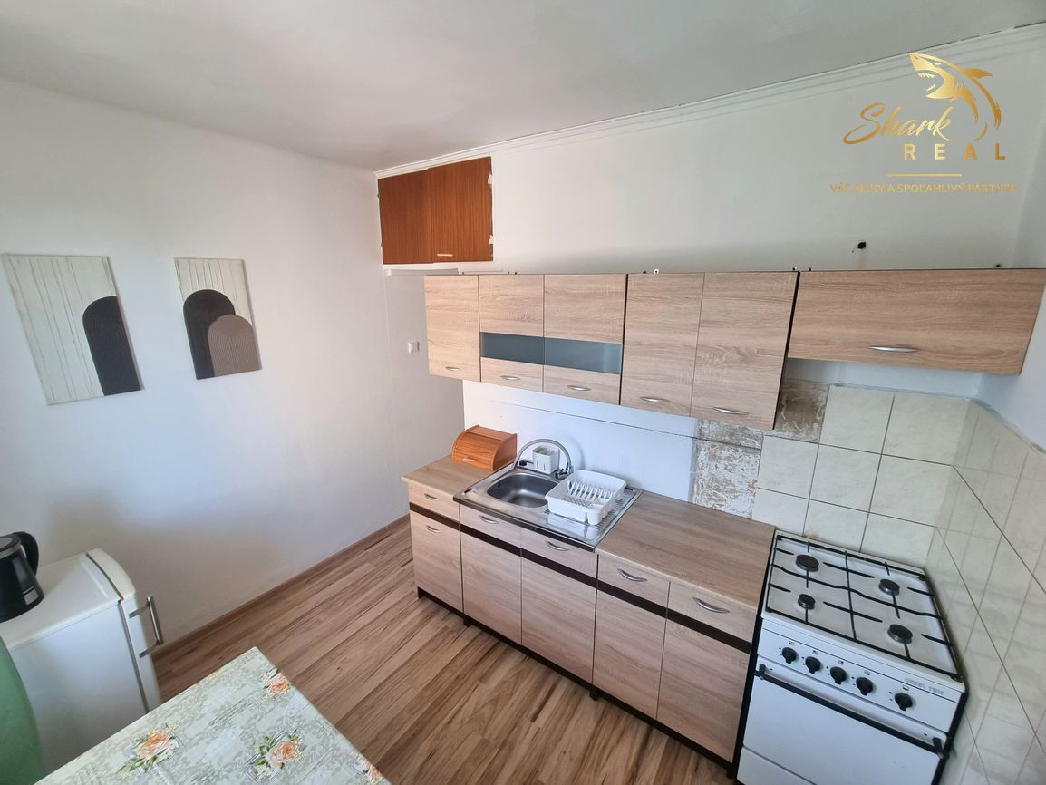 ZNÍŽENA CENA!!!Slnečný 2,5 izbový byt s krásnym výhľadom – okamžité nasťahovanie!!!