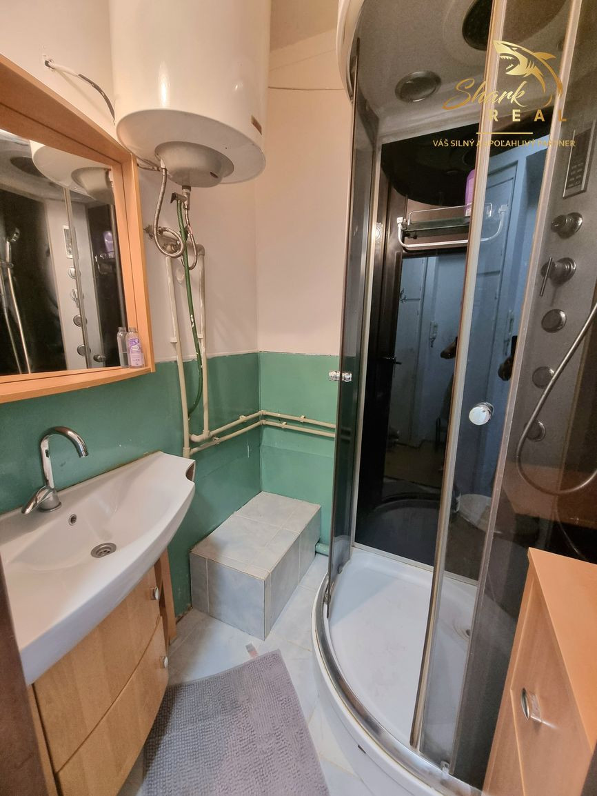 ZNÍŽENA CENA!!!Slnečný 2,5 izbový byt s krásnym výhľadom – okamžité nasťahovanie!!!