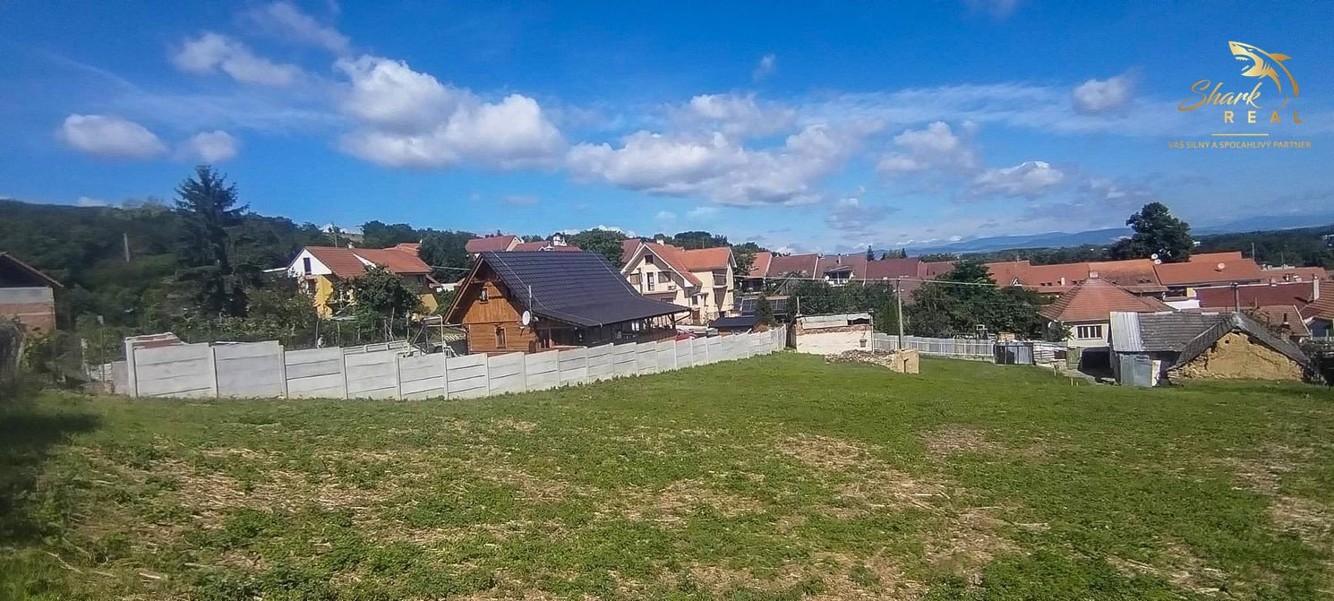 Atraktívny pozemok na Banke pri Piešťanoch