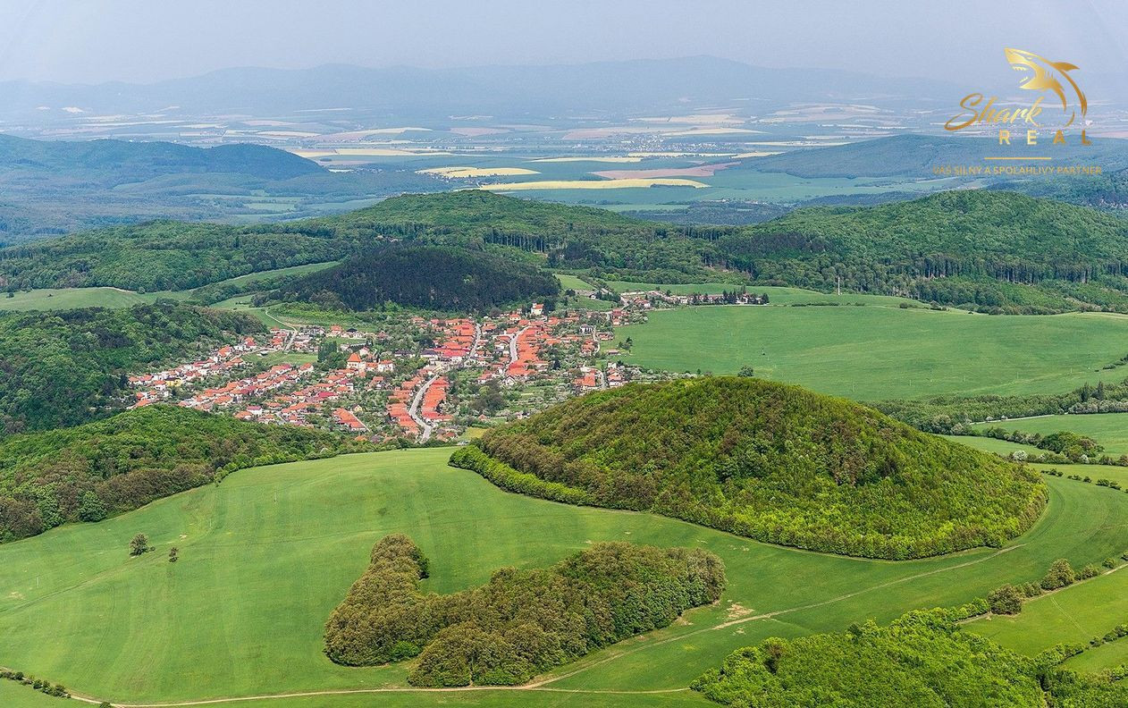 Exkluzívne- Útulný dom s nádhernou záhradou v krásnej prírode