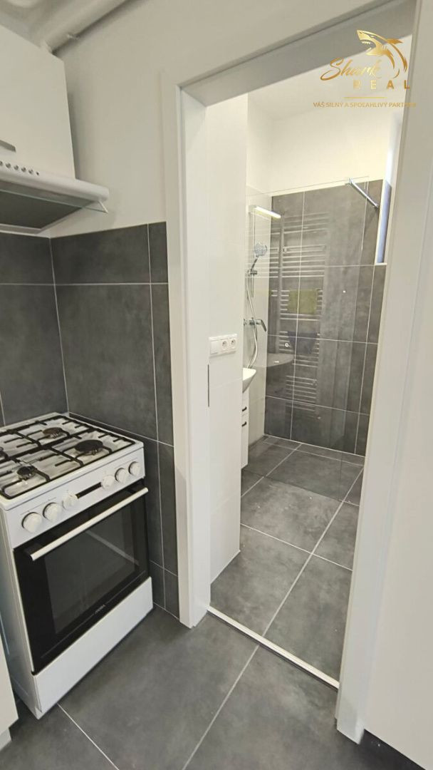 Prenájom 2,5 izbového bytu v centre Piešťan