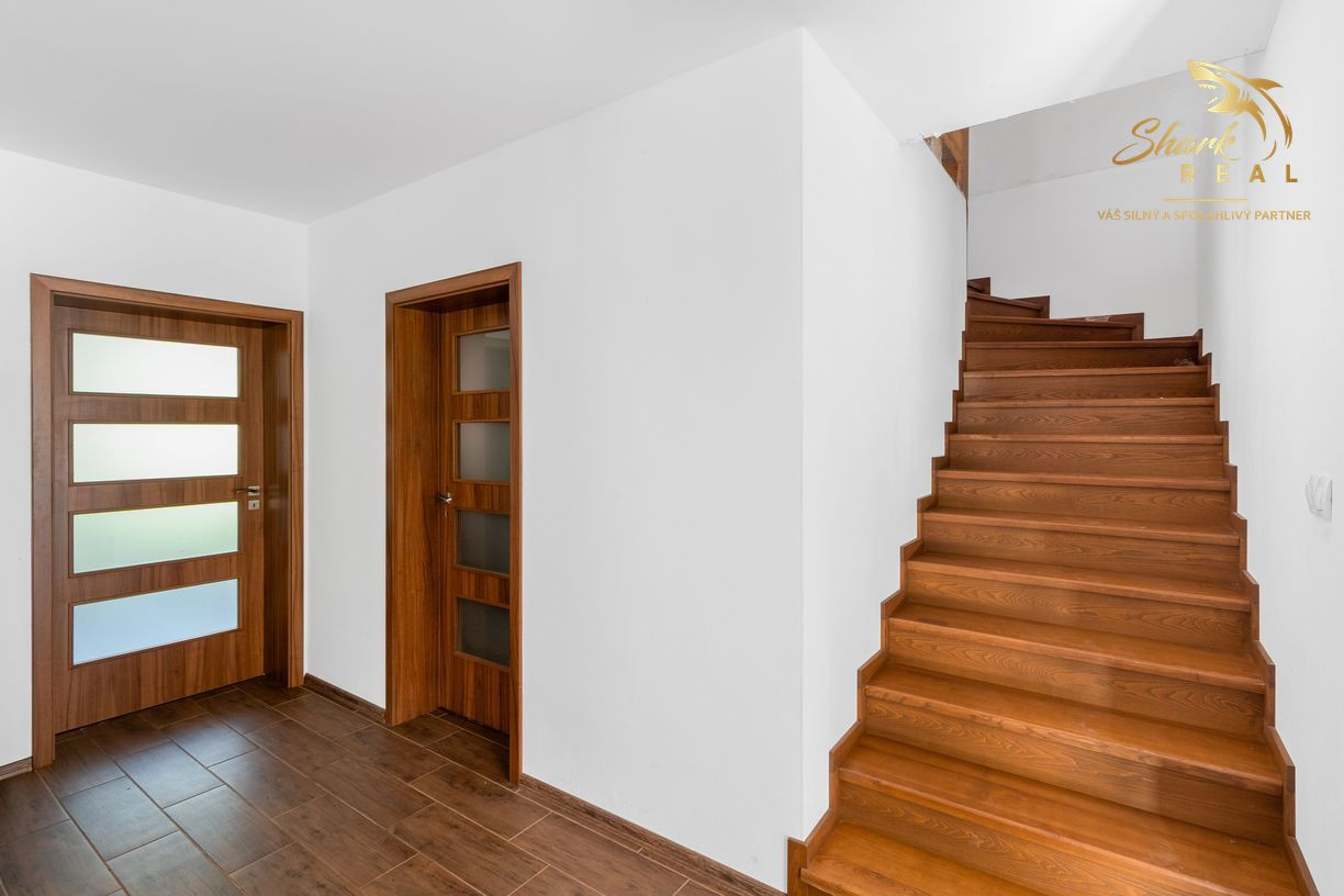 Priestranný dom v lone prírody