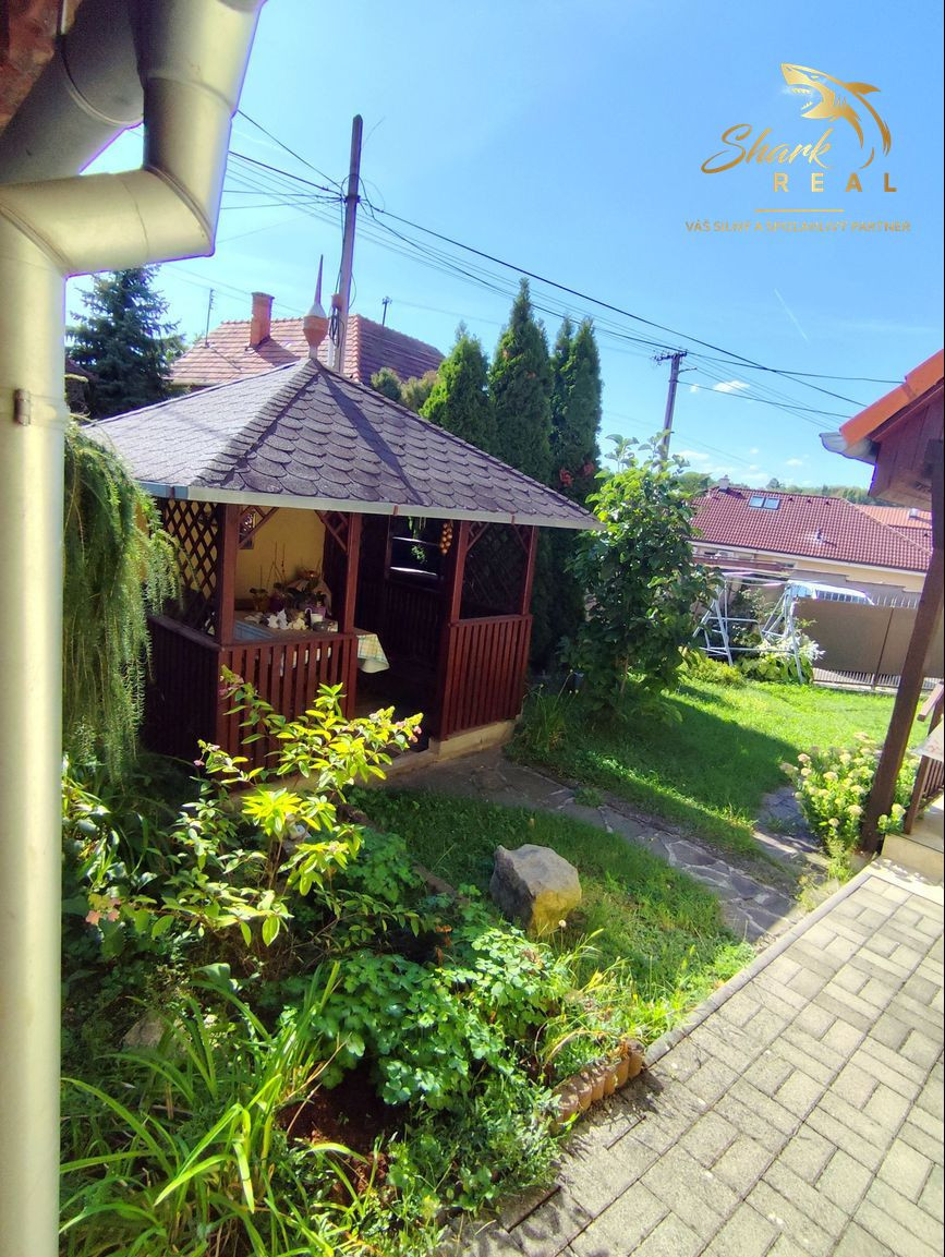 REZERVOVANÉ - Novinka! Priestranný rodinný dom v peknej prírode 