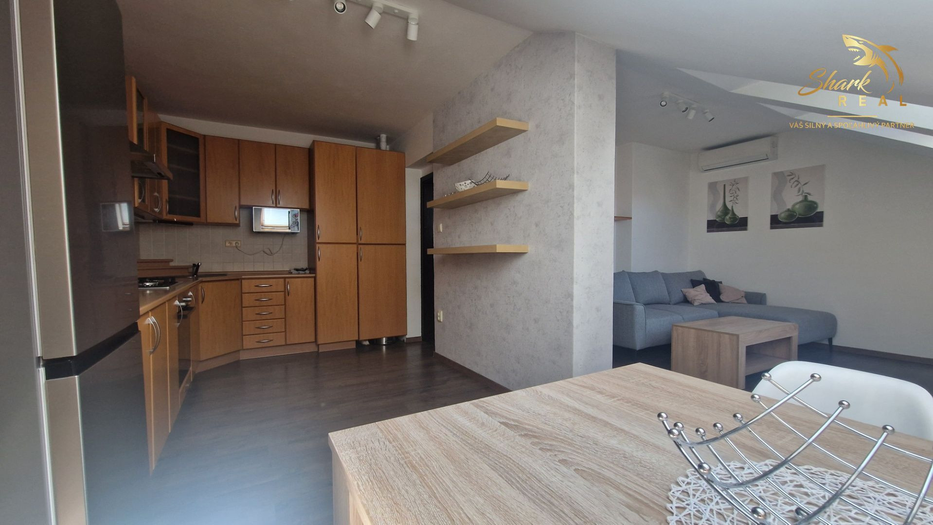 ***Zariadený 3-izbový byt priamo v CENTRE Trnavy***