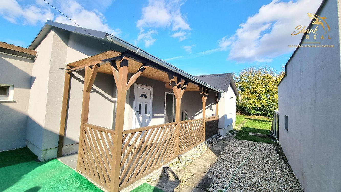 Rodinný dom s prístavbou 