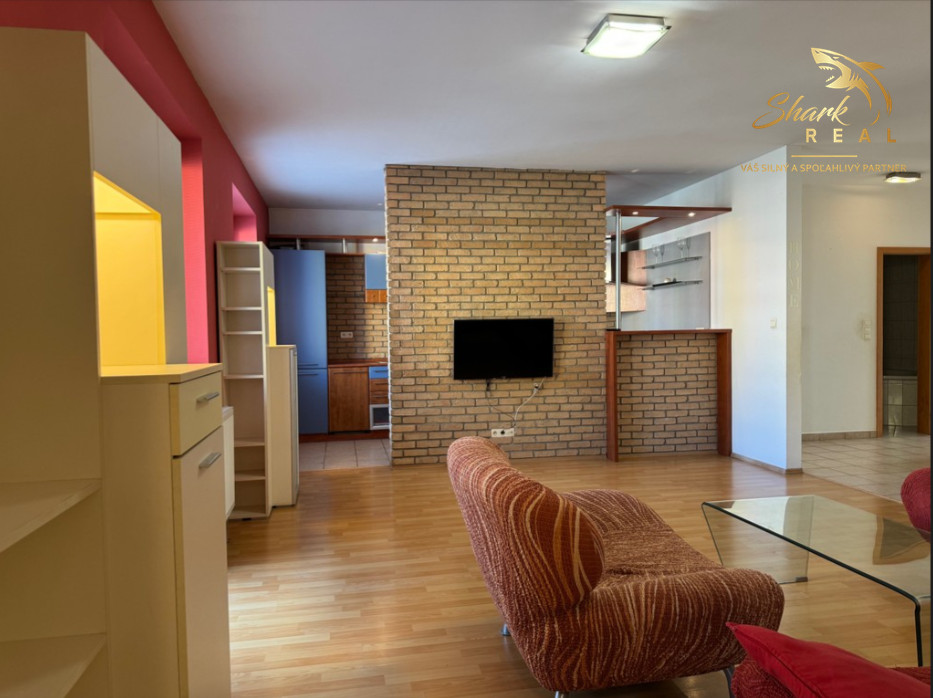 Štýlový 3-izbový byt v atraktívnej časti Petržalky