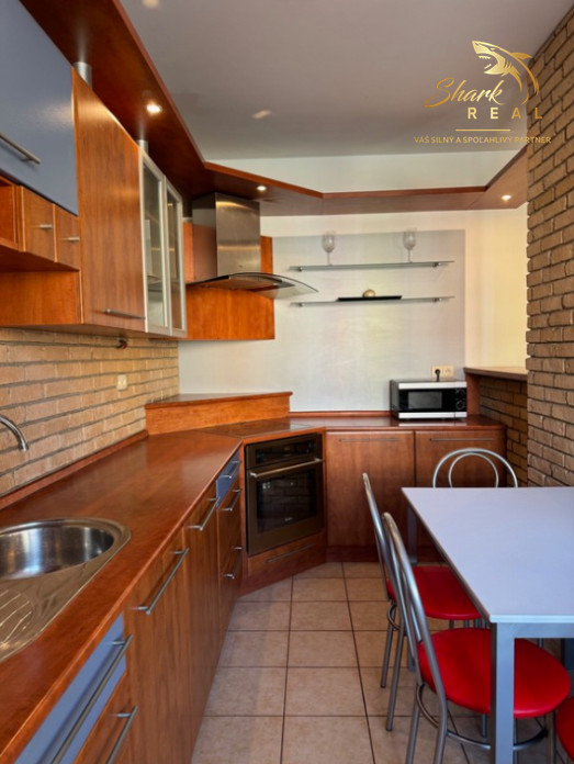 Štýlový 3-izbový byt v atraktívnej časti Petržalky