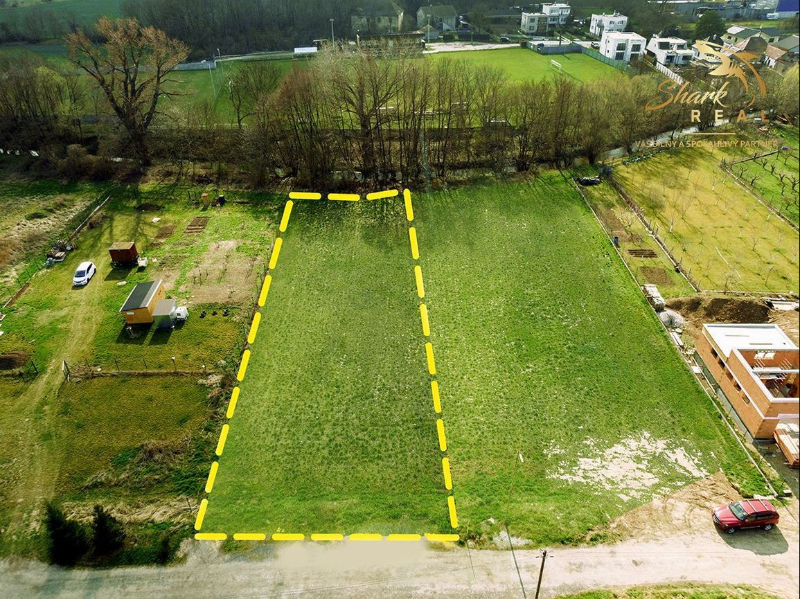 Predám STAVEBNÝ POZEMOK  1317 m2