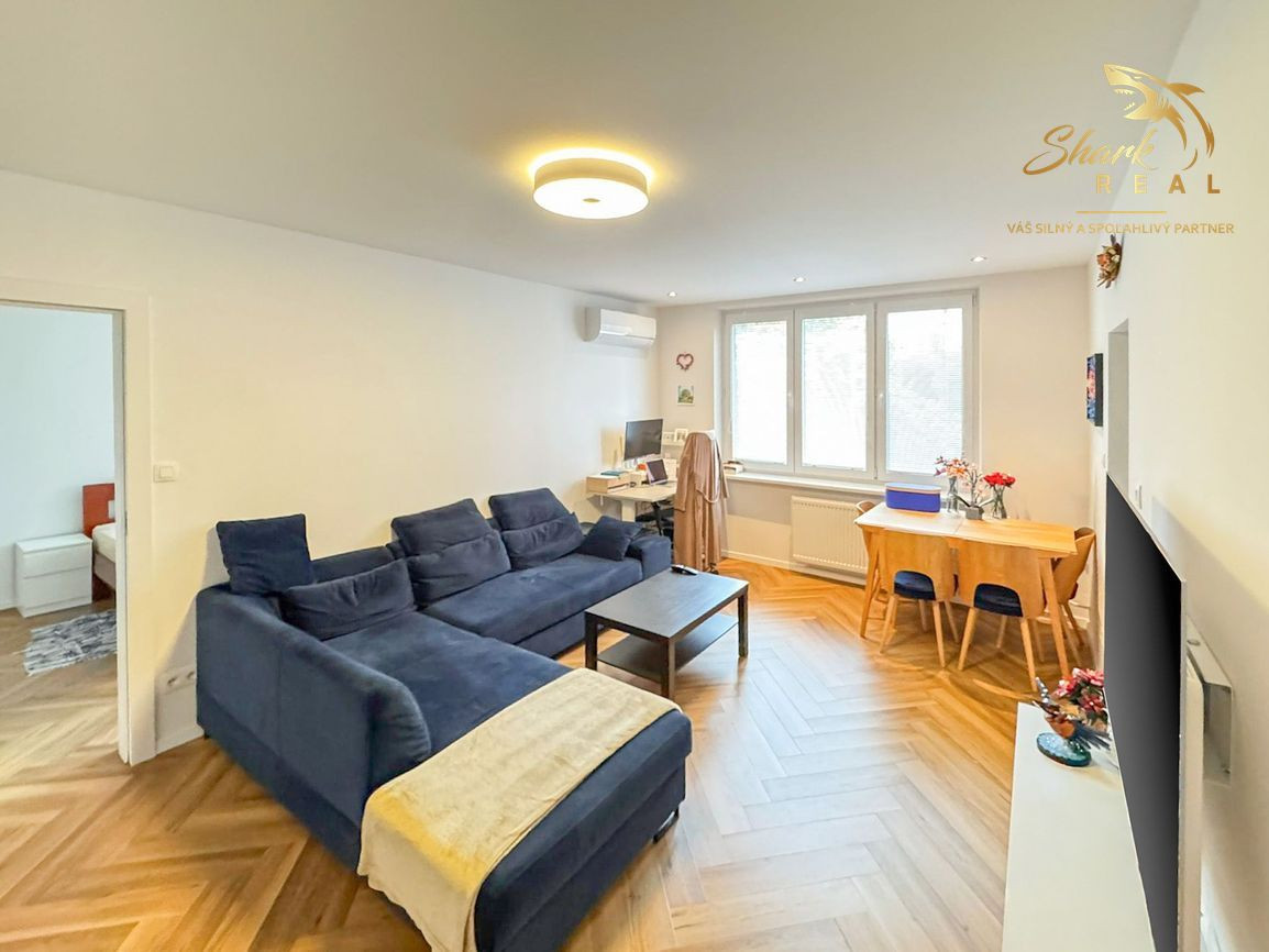 Na prenájom moderný 2,5-izbový byt po kompletnej rekonštrukcii