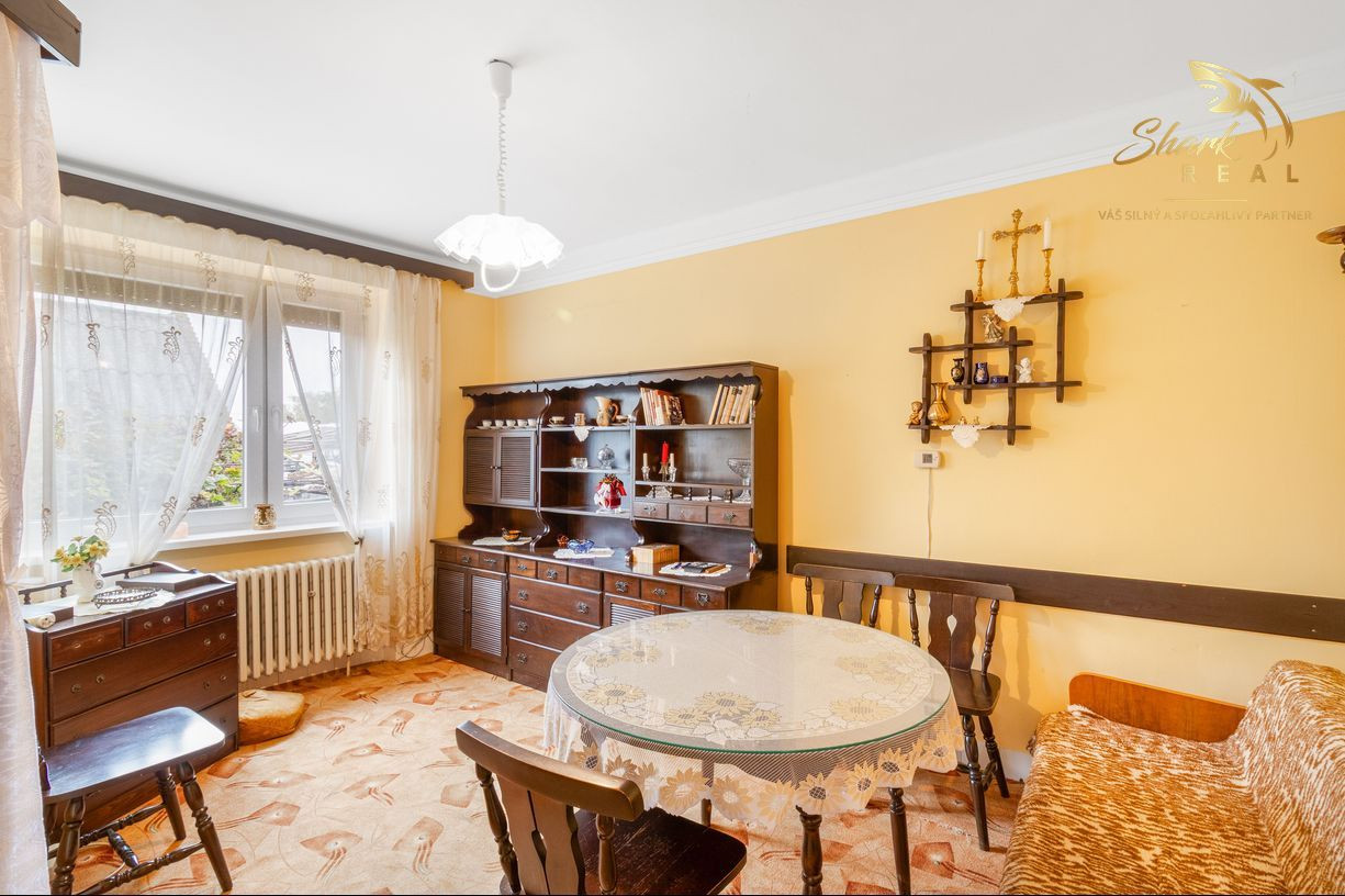 NEPREHLIADNITE! Na predaj 4 izbový rodinný dom v tichej časti obce