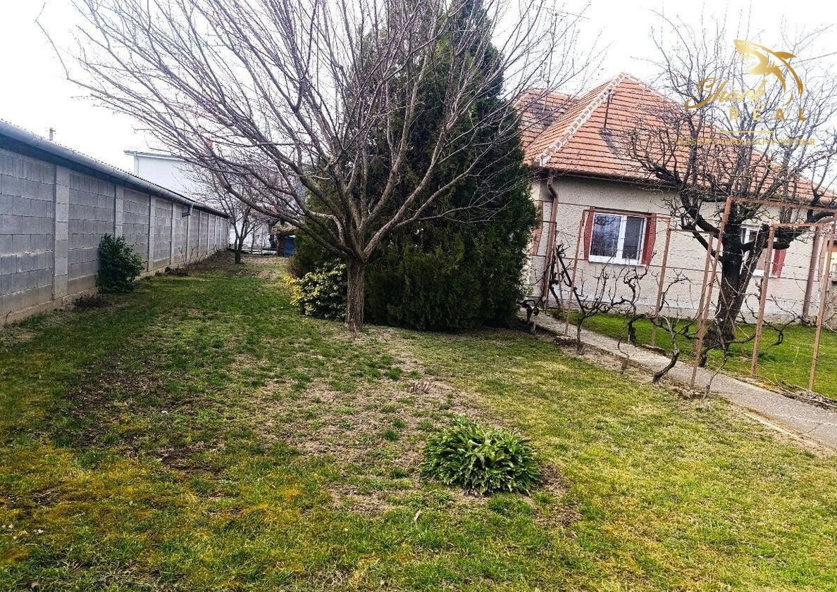 RODINNÝ DOM - HRUŠOVANY