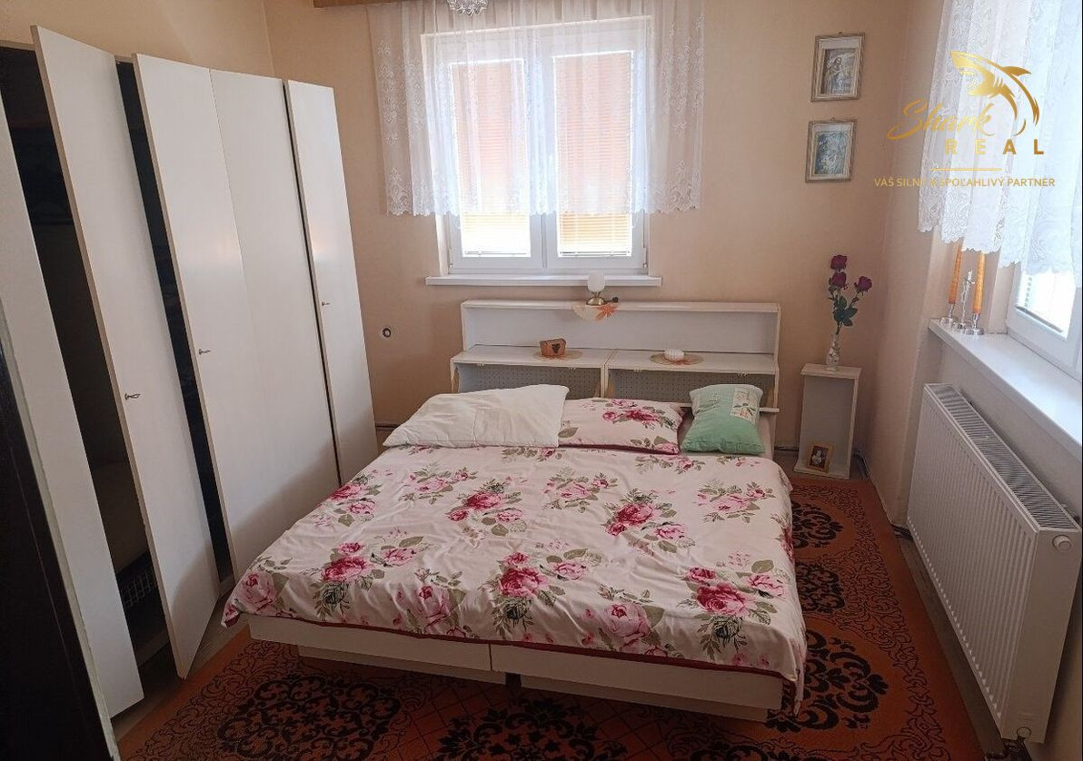 RODINNÝ DOM - HRUŠOVANY