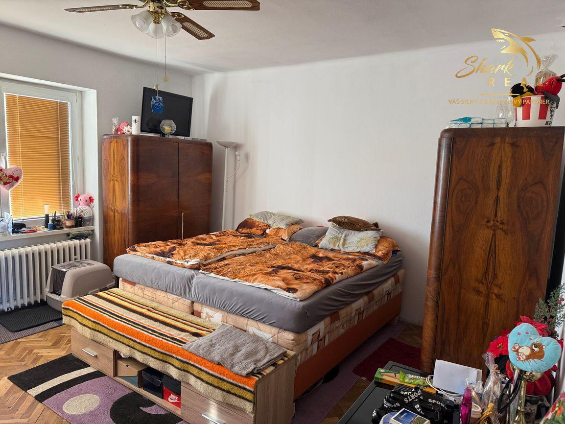 Na predaj starší 3-izbový rodinný dom Pezinok - Grinava