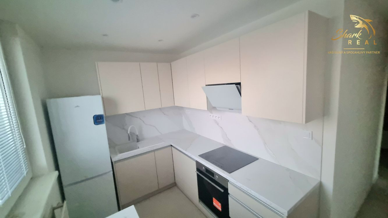  Na predaj 2-izbový byt po exkluzívnej kompletnej rekonštrukcii v meste Trebišov s vizualizáciou