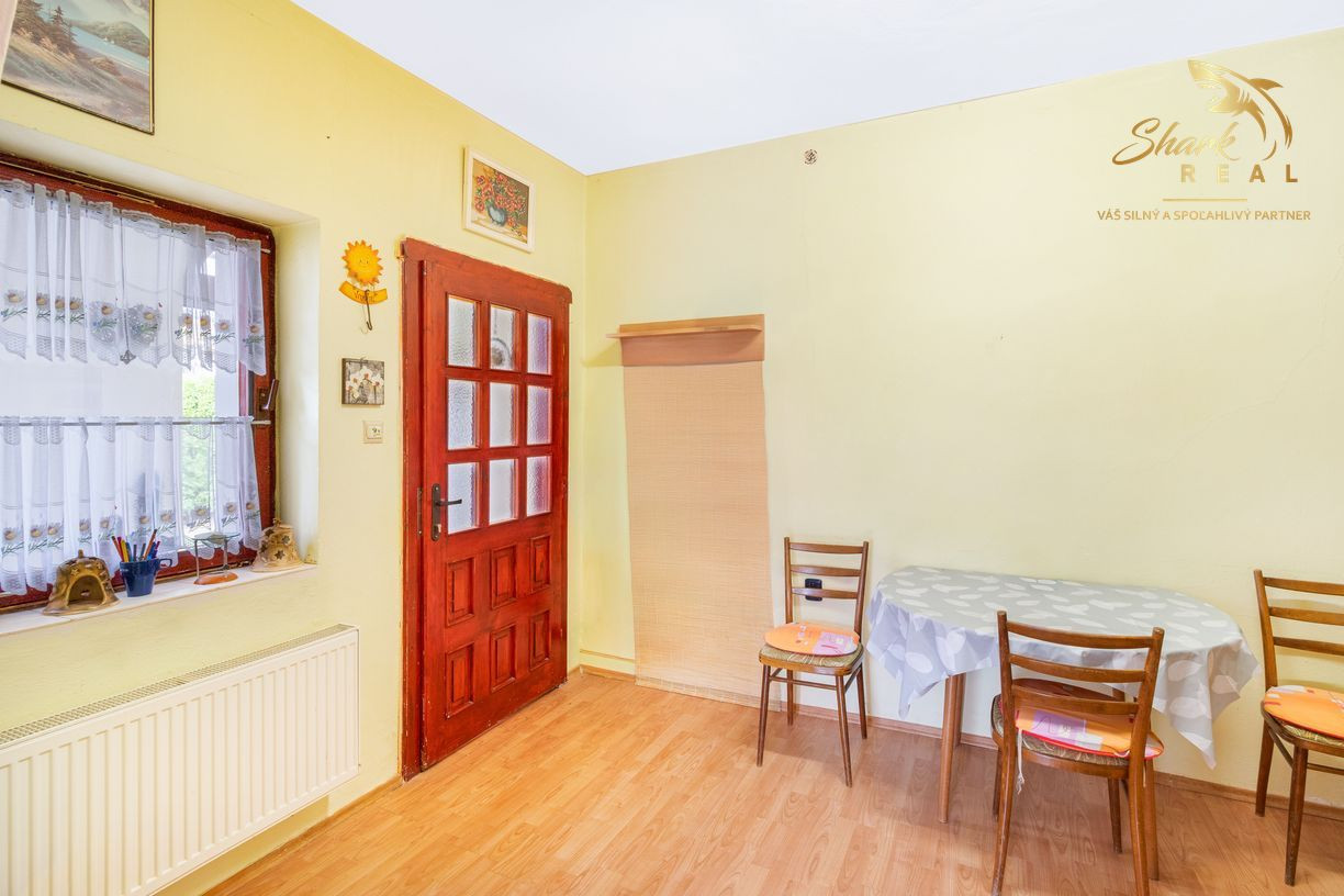 Útulný dom s nádhernou záhradou v krásnej prírode