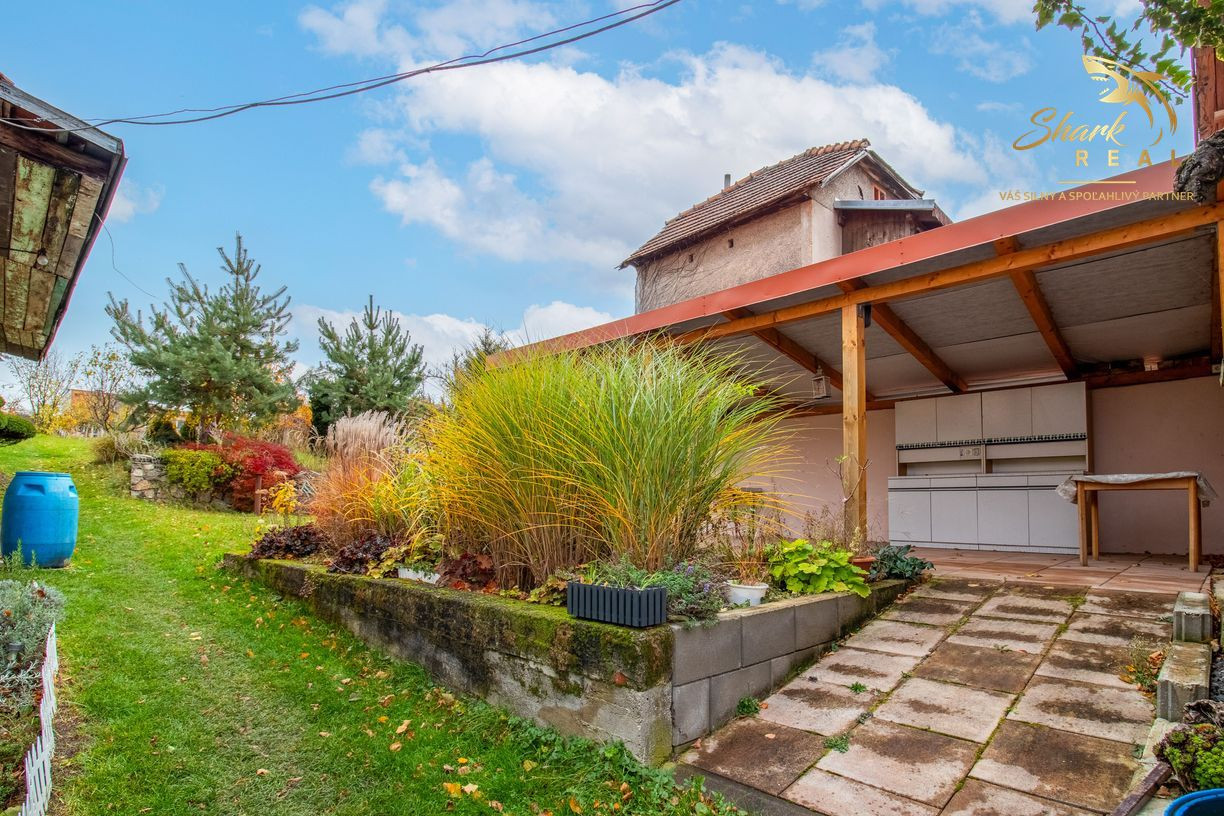 Útulný dom s nádhernou záhradou v krásnej prírode