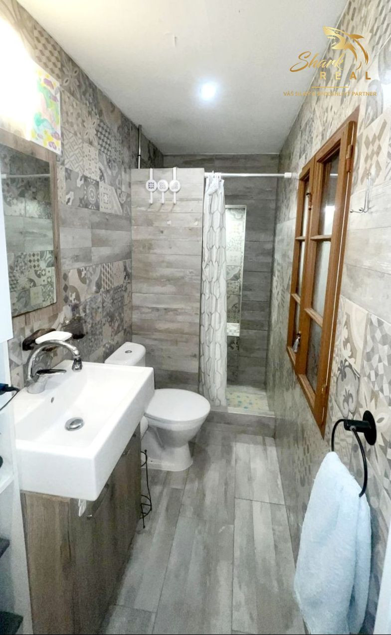 REZERVOVANÉ! Exkluzívna ponuka - romantický vidiecky dom na predaj