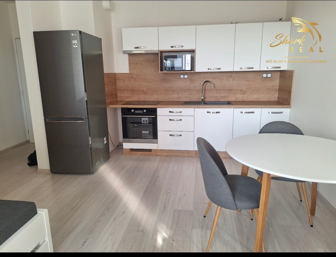 Prenájom krásneho, moderného 1-izbového bytu v tichej lokalite v Bytči