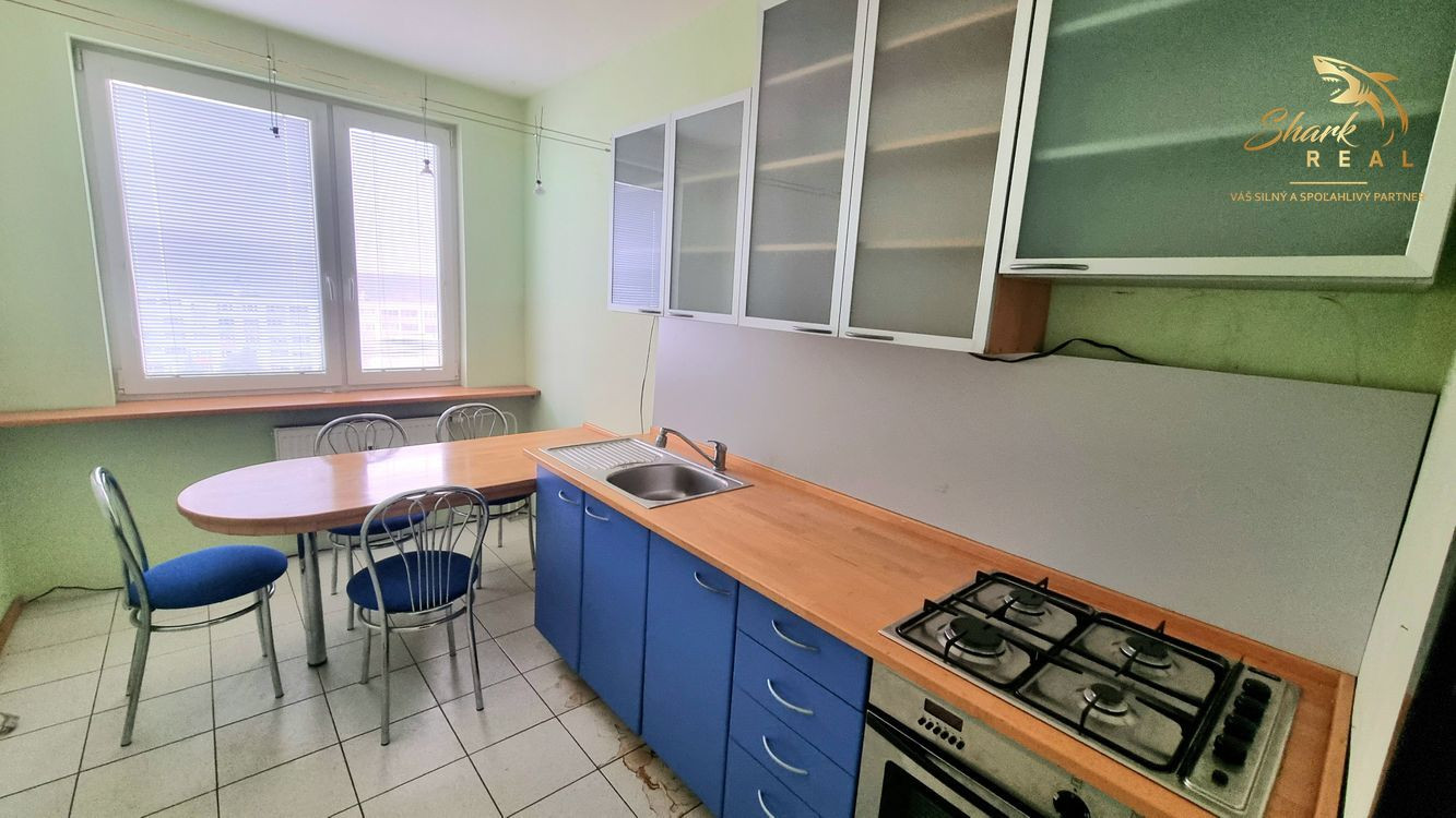 Na predaj 3-izbový byt na kompletnú rekonštrukciu 