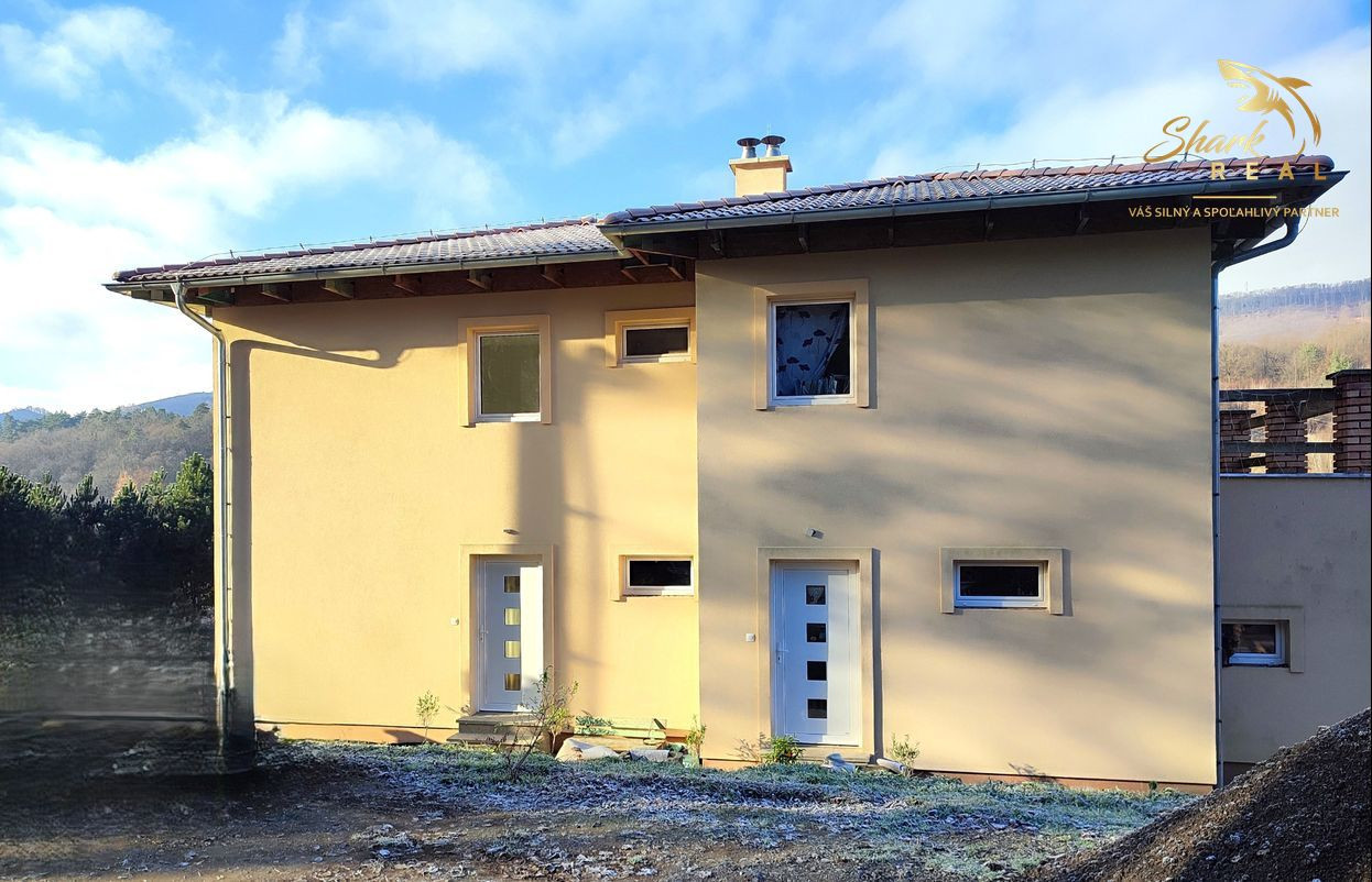 4 izbová novostavba v dvojdome neďaleko tajchu 