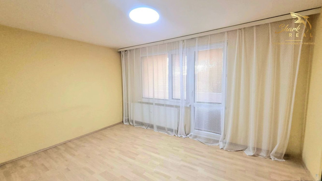 Na predaj 3-Izbový byt ulica Komenského ZNÍŽENA CENA !!! Trebišov