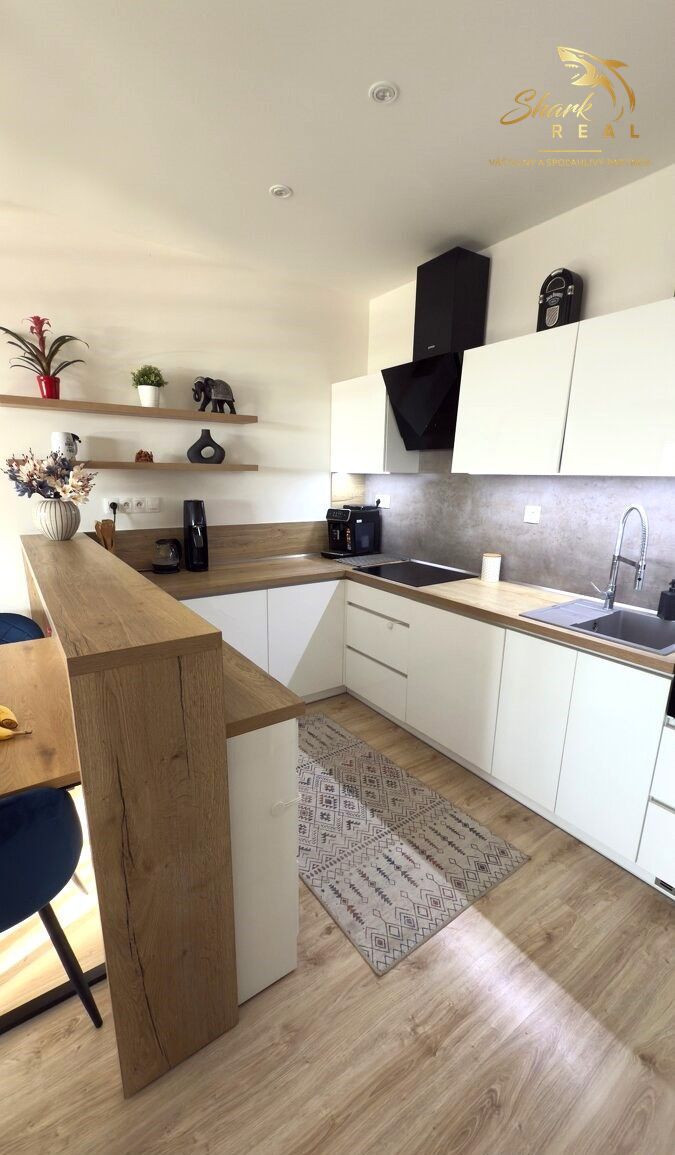 Krásny 2i byt s VEĽKOU TERASOU _ Prenájom