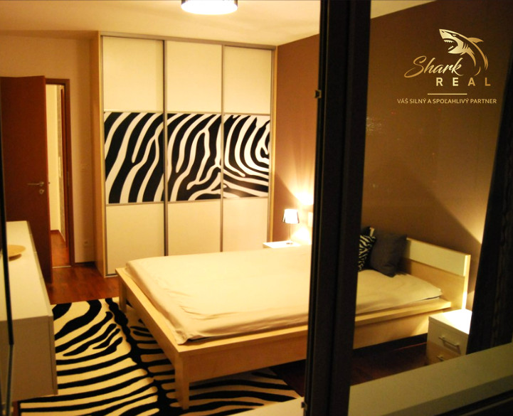 TRI VEŽE _ 2i byt _ Parkovanie, Fittnes 