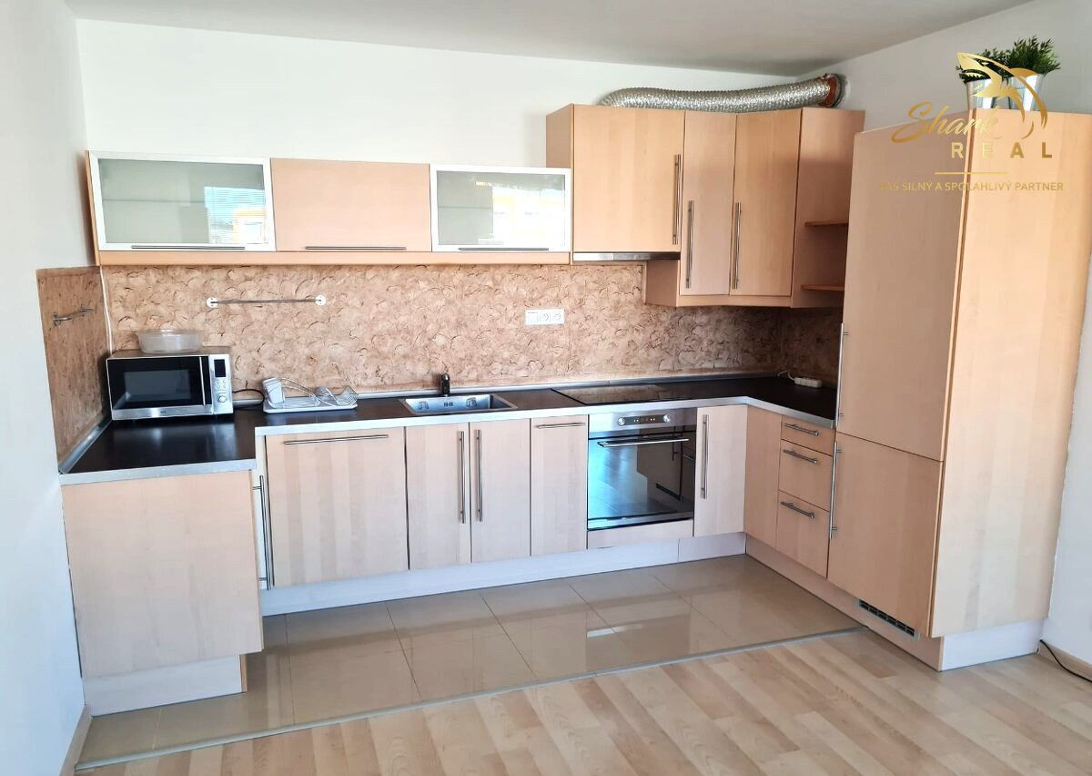 SVETLÝ a PRIESTRANNÝ 2i byt _ Prenájom_ Devínska nová Ves