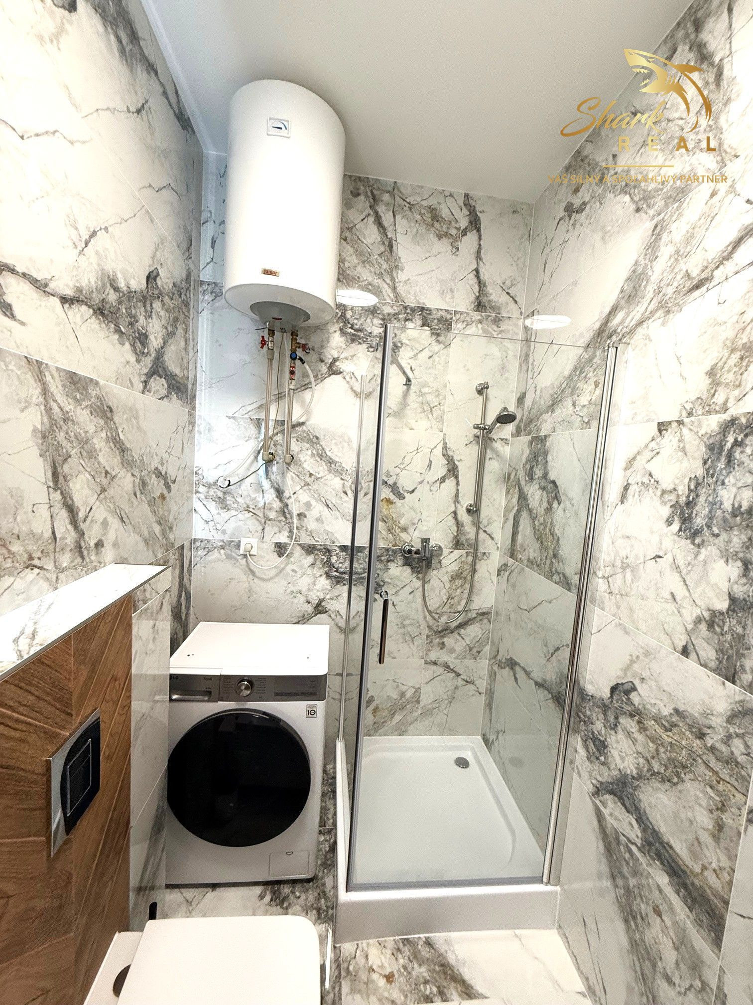 NOVÁ REKONŠTRUKCIA _ 2i byt Predaj 