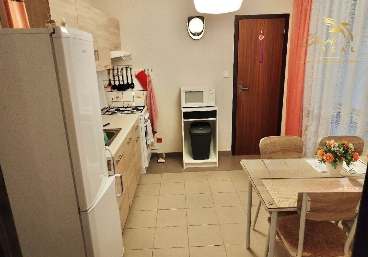 Ponúkame Vám na predaj priestranný 4-izbový byt 