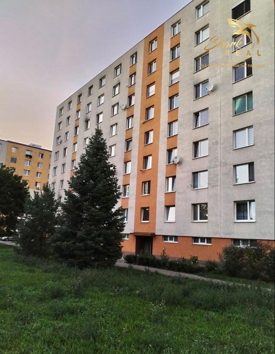 Ponúkame Vám na predaj priestranný 4-izbový byt 