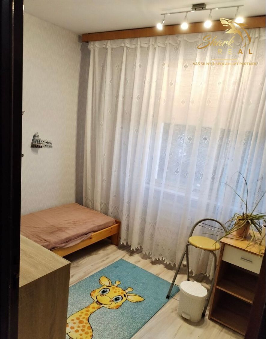 Ponúkame Vám na predaj priestranný 4-izbový byt 