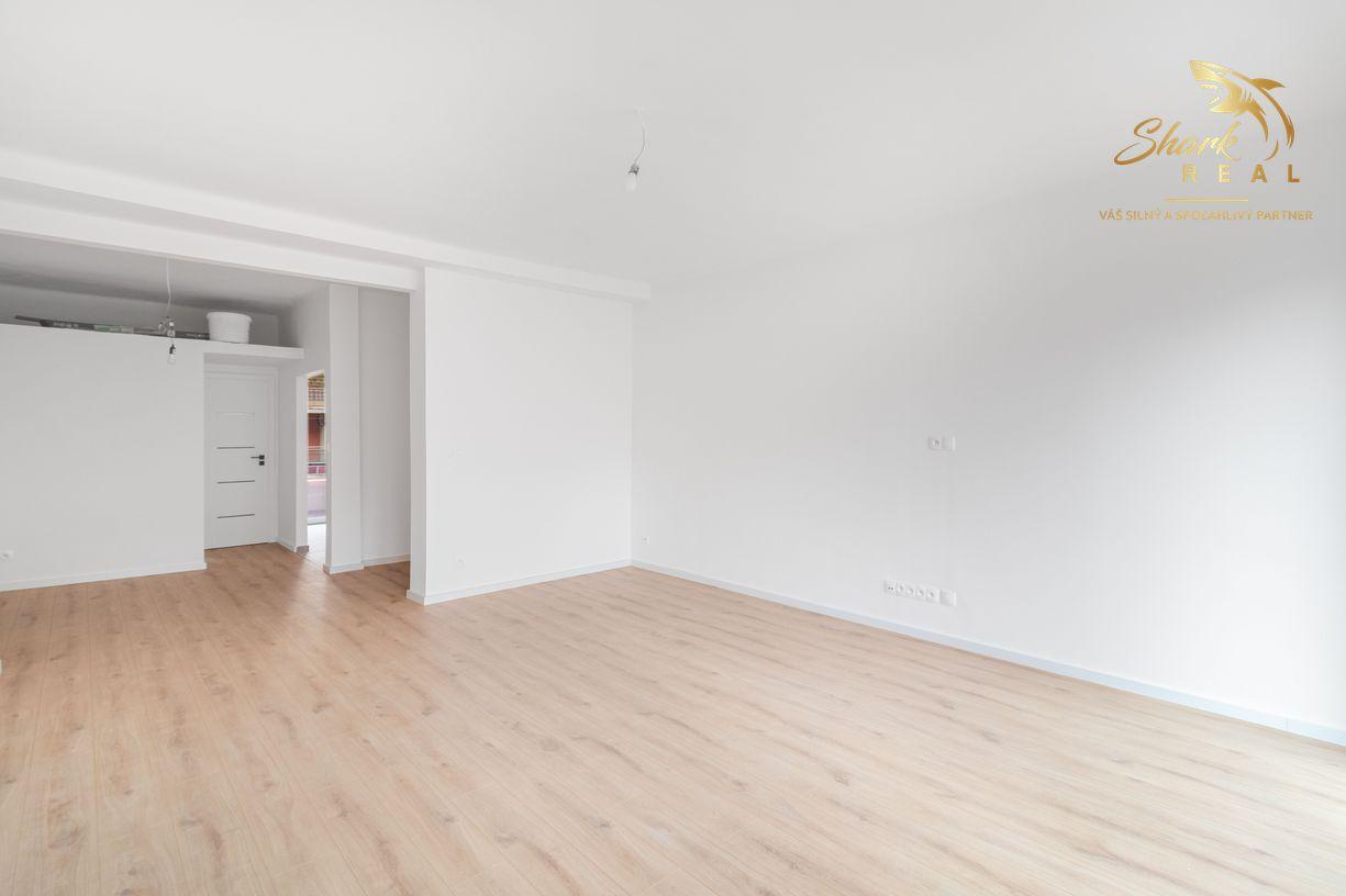 4i byt s otvorenou dispozíciou a 2 balkónmi v srdci Starého Mesta