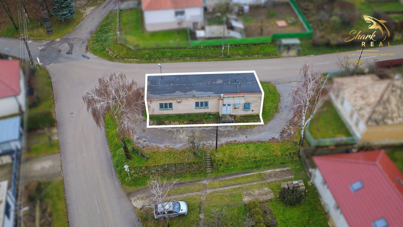 OBCHODNO - SKLADOVÝ PRIESTOR , kaviareň, potraviny alebo iné služby?