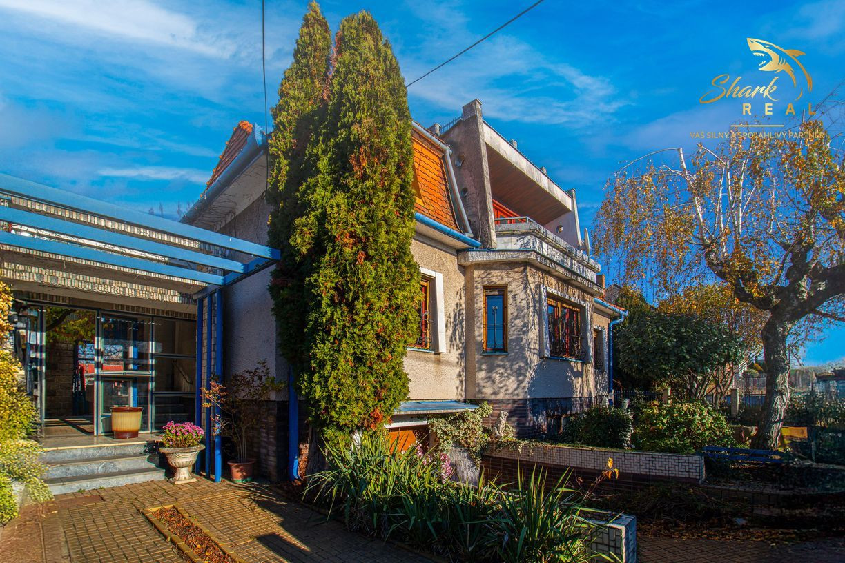 Na predaj unikátna vila v prestížnej časti Zlatých Moraviec