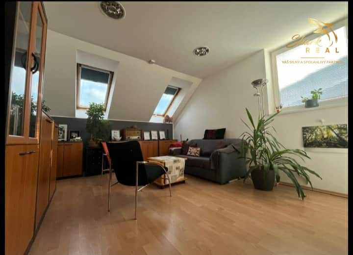 Skladový areál v priemyselnej oblasti v Nitre