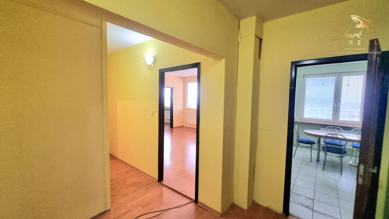 Na predaj 3-izbový byt na kompletnú rekonštrukciu 