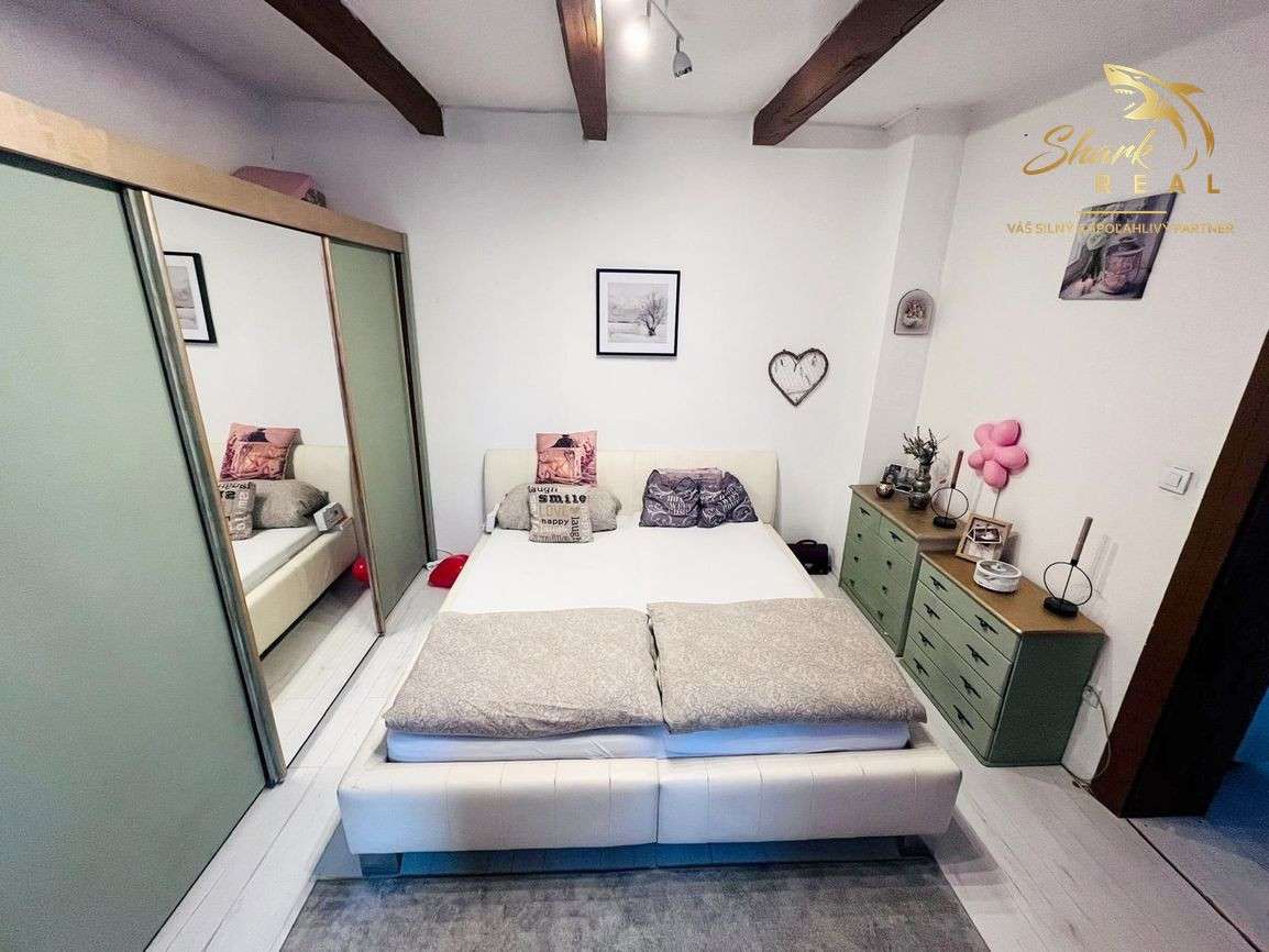 REZERVOVANÉ! Exkluzívna ponuka - romantický vidiecky dom na predaj