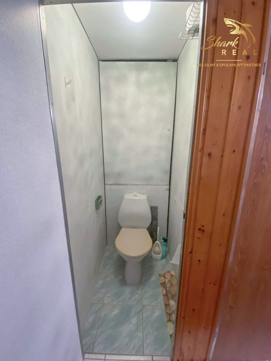 Ponúkame Vám na predaj 3-izbový byt na Ždiarskej ulici v mestskej časti Nad jazerom, Košice