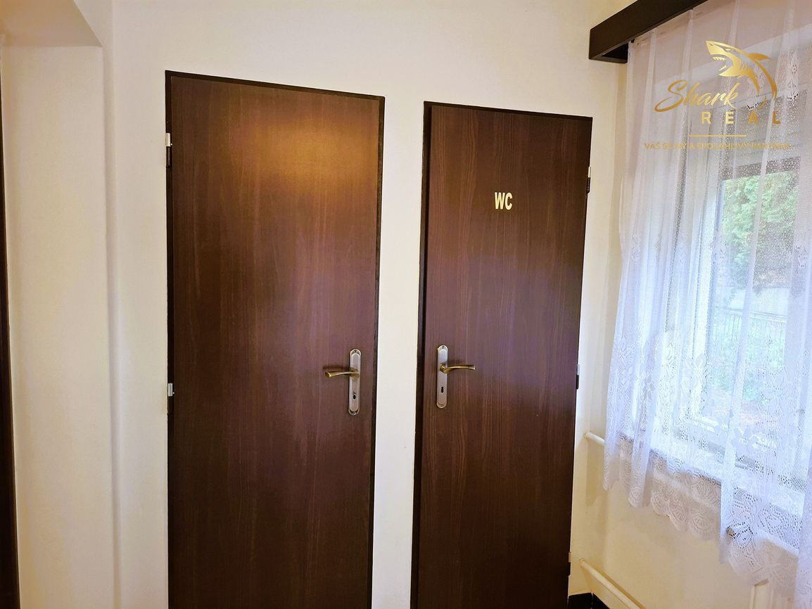 Priestranný dom so záhradou