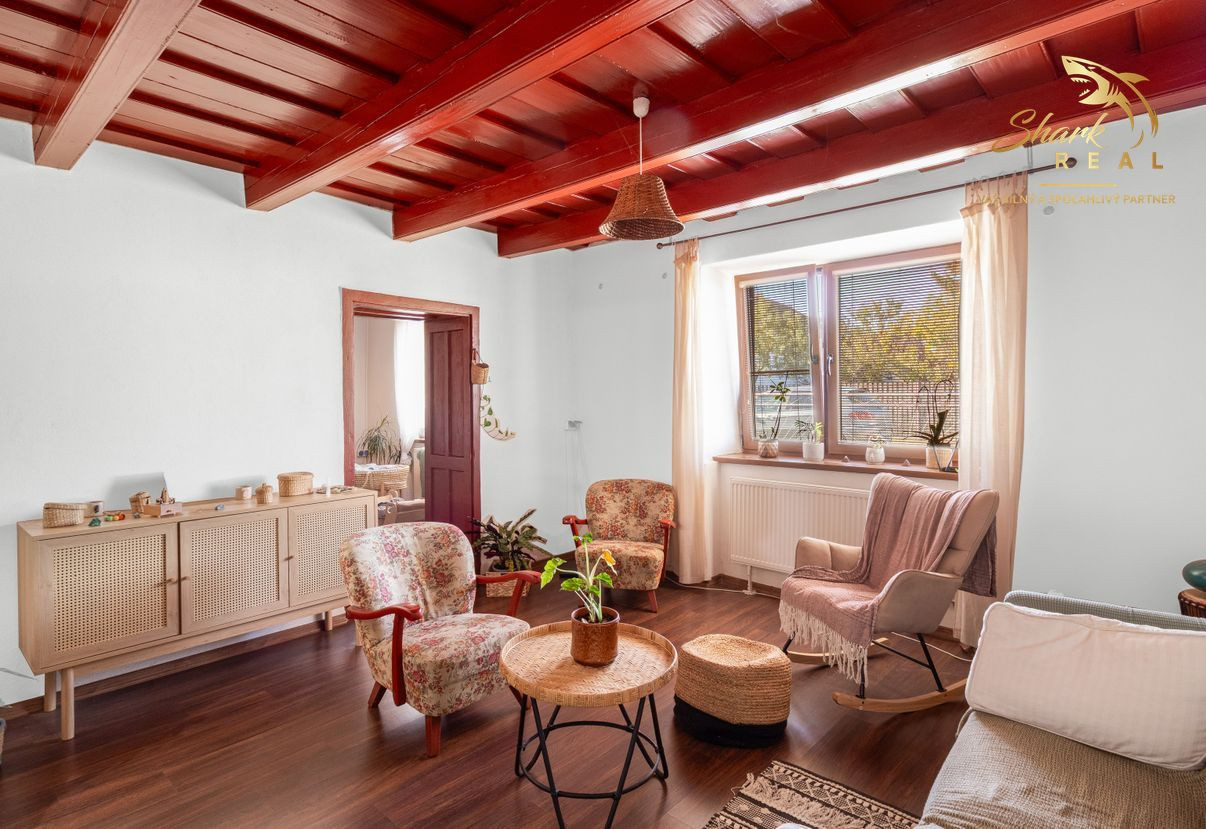 SUPER  CENA! Príjemný 3-izbový dom s veľkým pozemkom 