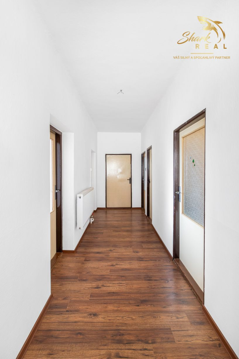 Rodinný dom s pekným pozemkom 