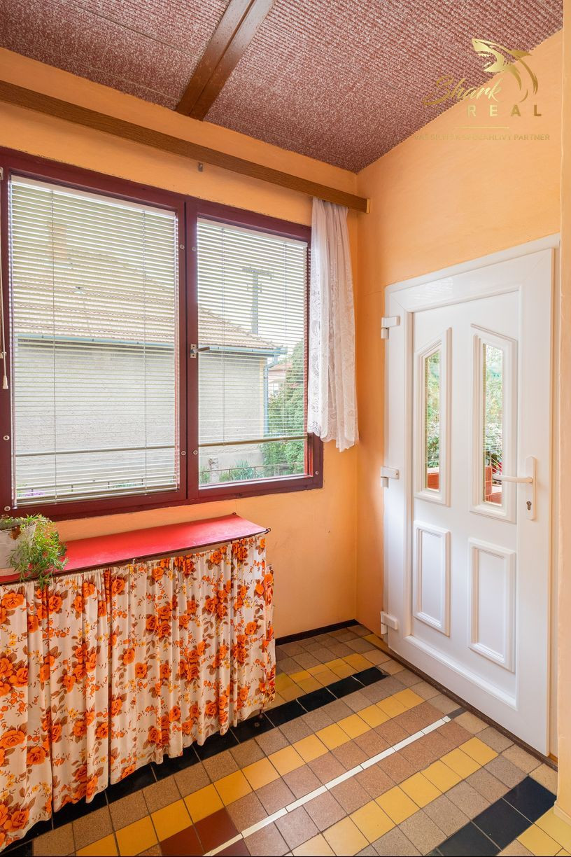 Rodinný dom s pekným pozemkom 