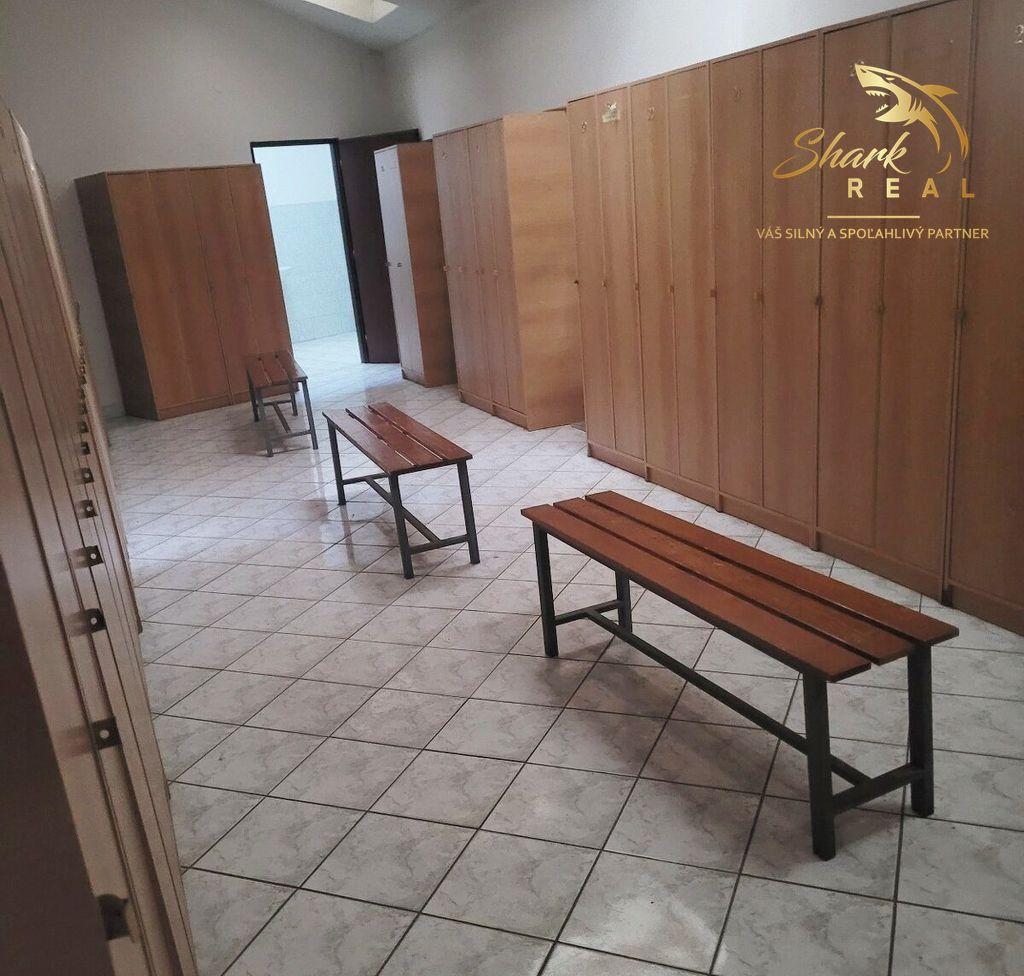 Výrobno-skladová budova