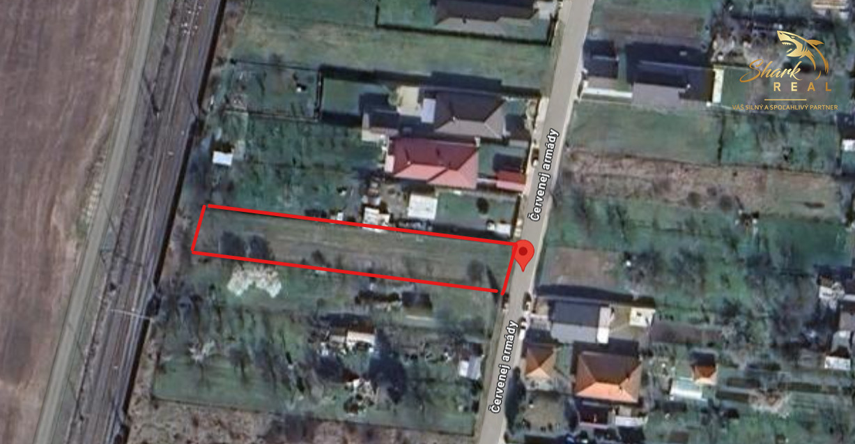 STAVEBNÝ pozemok pre váš vysnívaný dom v HORNEJ STREDE!