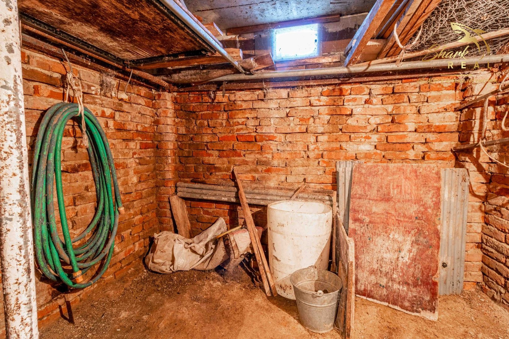 ZNÍŽENÁ CENA - EXKLUZÍVNE: Na predaj záhrada s chatkou – na skok od Trnavy!