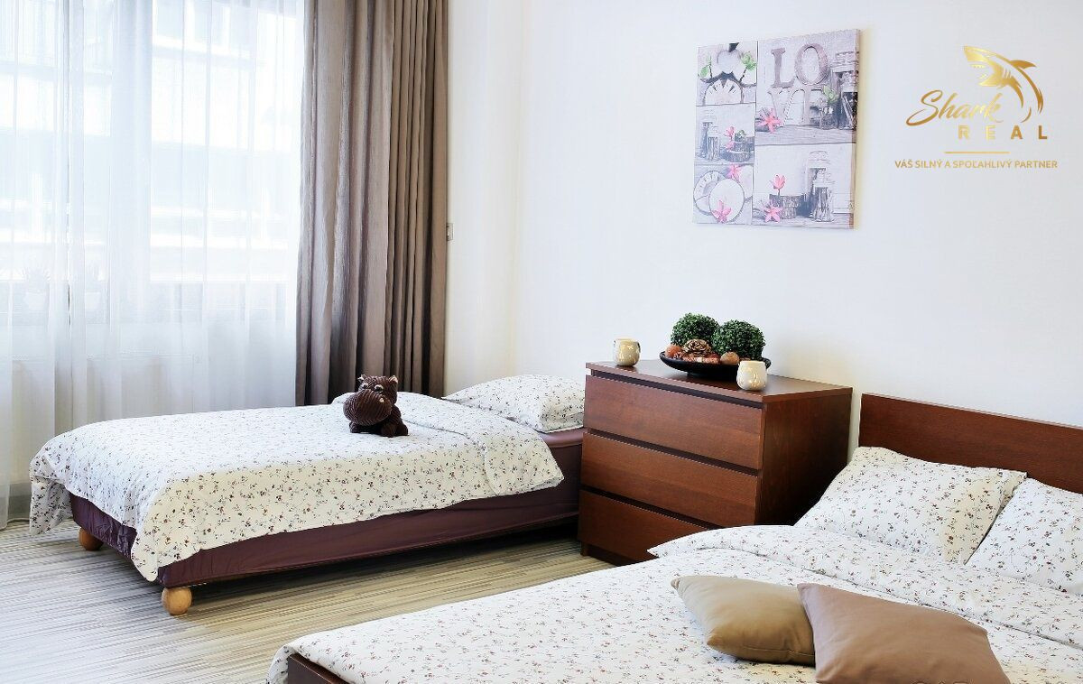 Kompletne zariadený 3 - izbový byt v srdci Bratislavy