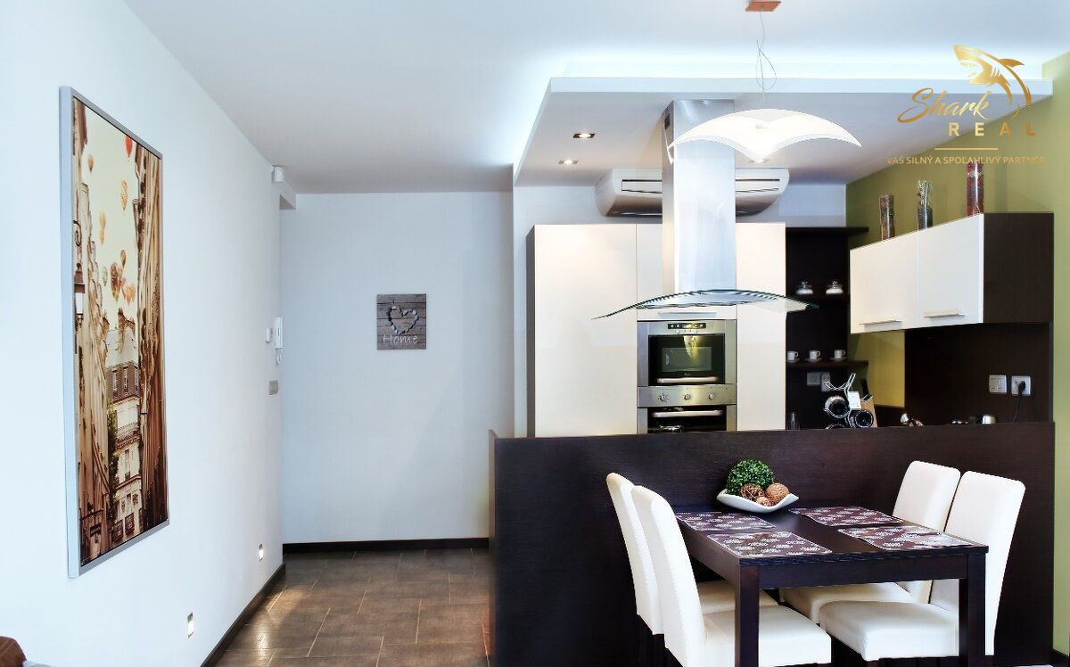 Kompletne zariadený 3 - izbový byt v srdci Bratislavy