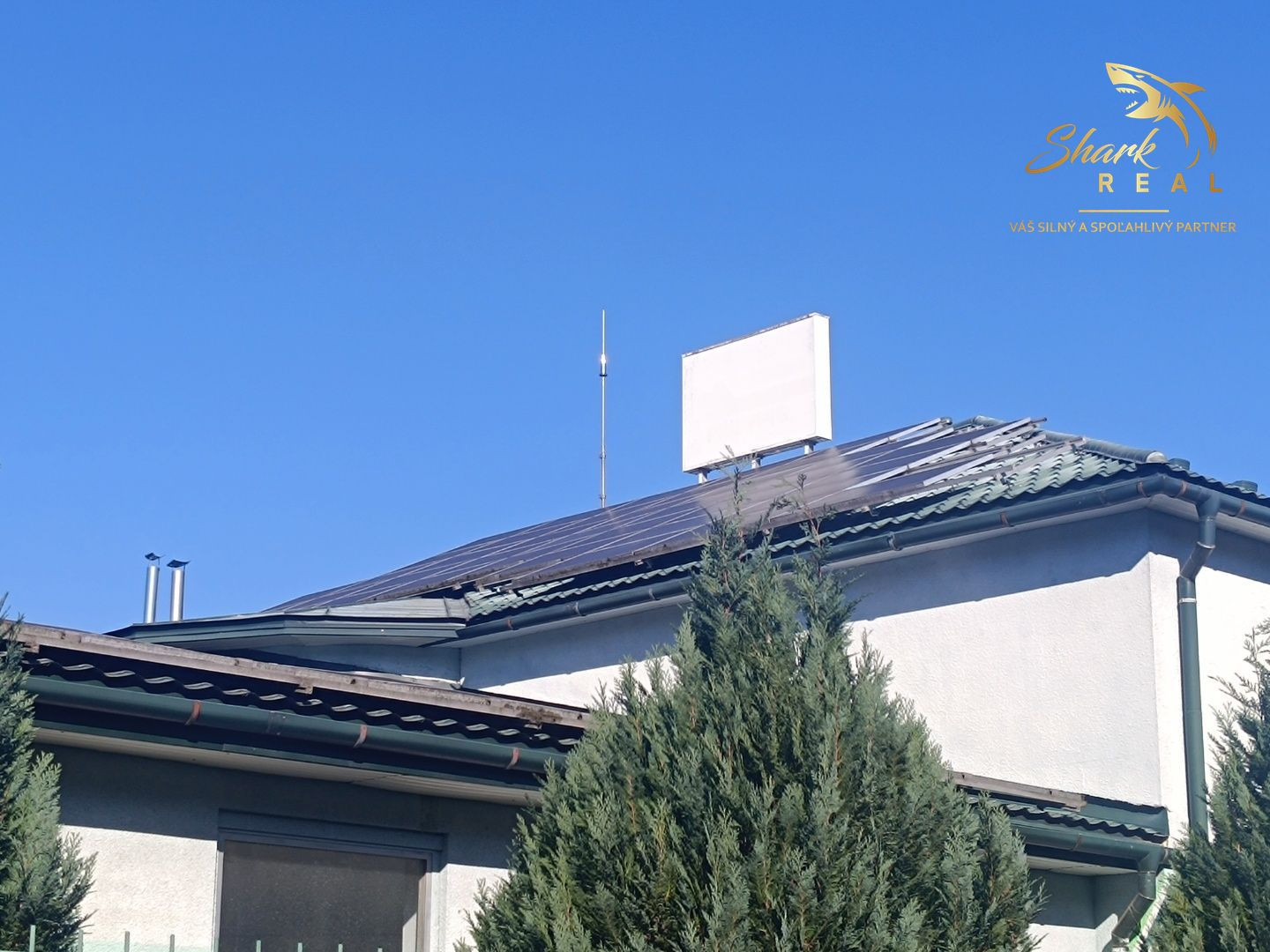 Administratívno-apartmánová budova